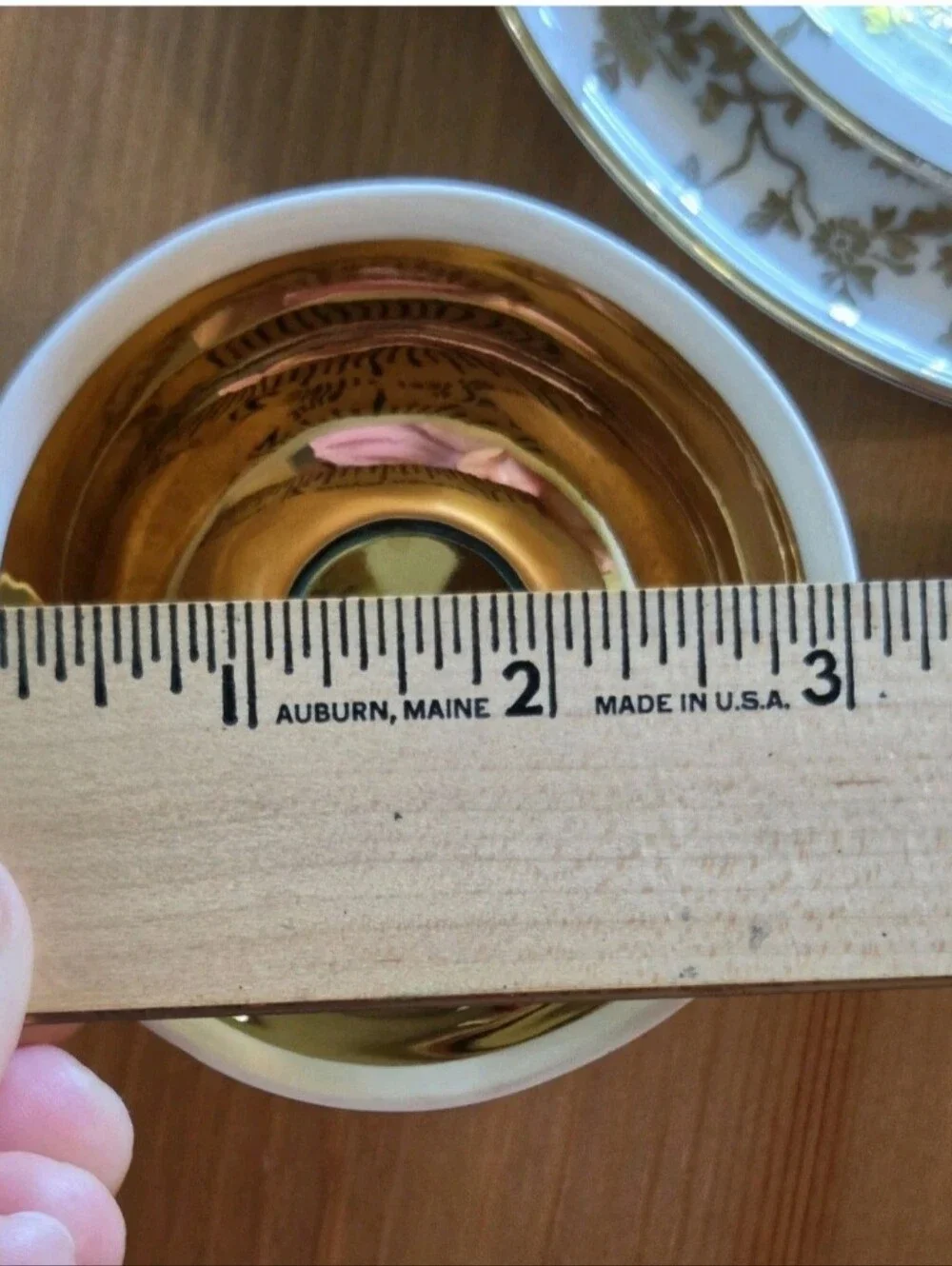 Vintage Hutschenreuther Selb Bavaria Dresden Gold Gilt Demitasse Trio Sets Set 3